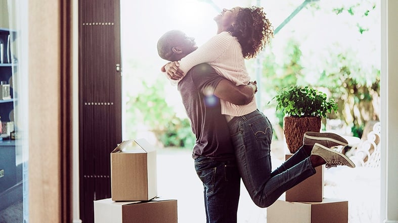 HappyMovingCouple_850.jpg
