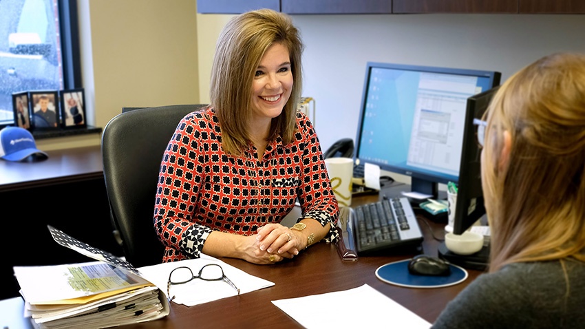 Beth_RelationshipManager_850.jpg