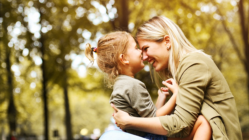 Mother_Daughter_Field